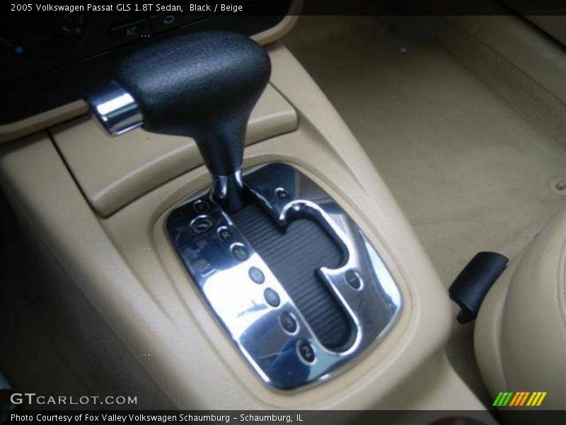 Black / Beige 2005 Volkswagen Passat GLS 1.8T Sedan