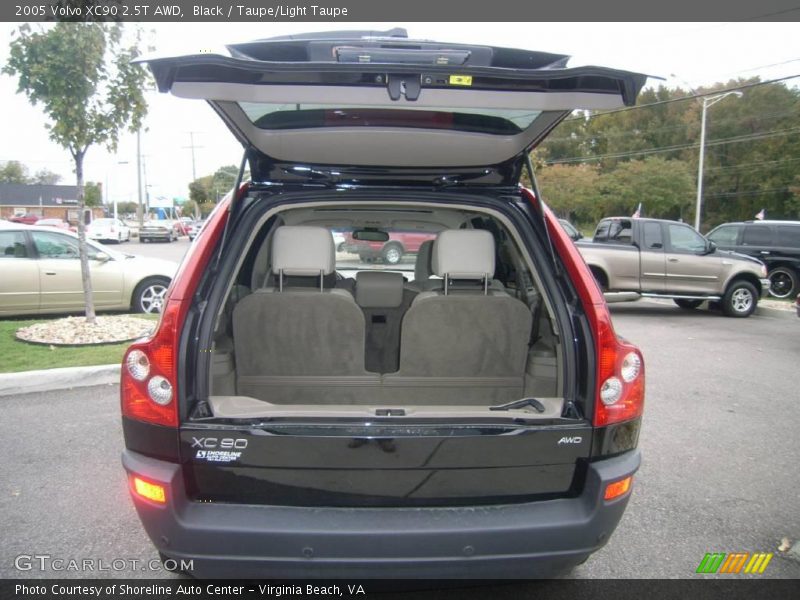 Black / Taupe/Light Taupe 2005 Volvo XC90 2.5T AWD