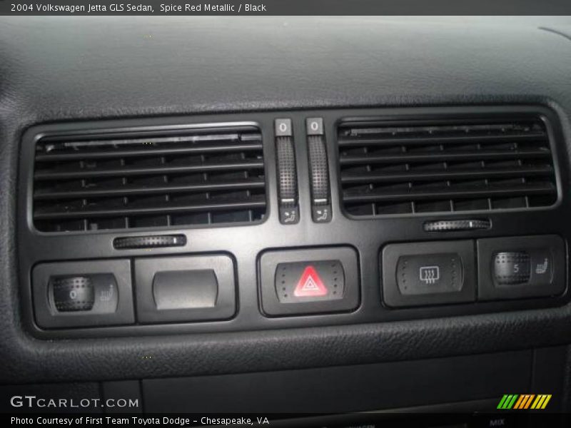 Spice Red Metallic / Black 2004 Volkswagen Jetta GLS Sedan