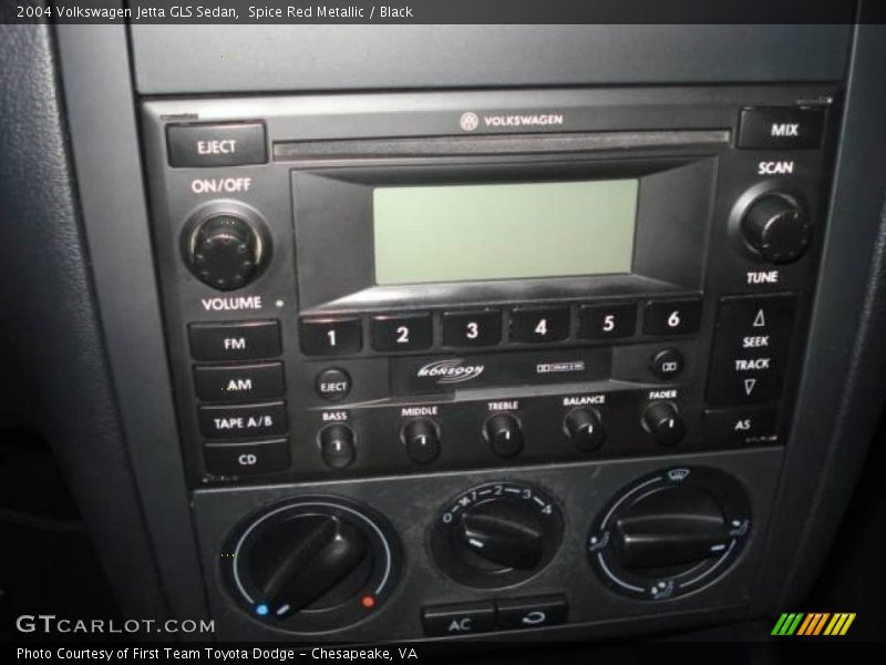 Spice Red Metallic / Black 2004 Volkswagen Jetta GLS Sedan