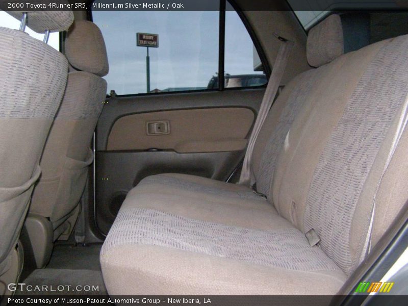 Millennium Silver Metallic / Oak 2000 Toyota 4Runner SR5