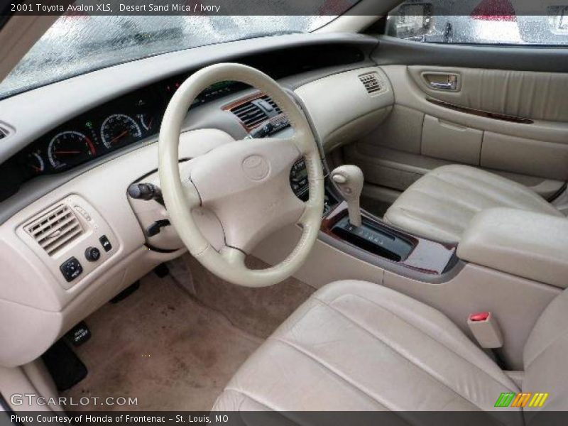 Desert Sand Mica / Ivory 2001 Toyota Avalon XLS