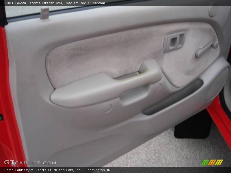Radiant Red / Charcoal 2001 Toyota Tacoma Xtracab 4x4