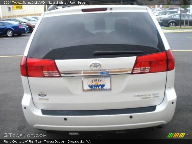 Natural White / Fawn Beige 2004 Toyota Sienna XLE AWD