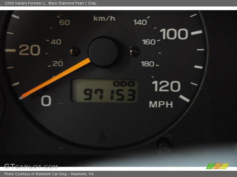 Black Diamond Pearl / Gray 1999 Subaru Forester L