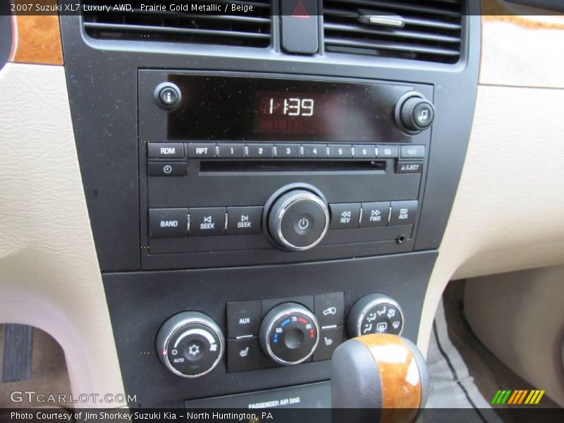 Prairie Gold Metallic / Beige 2007 Suzuki XL7 Luxury AWD