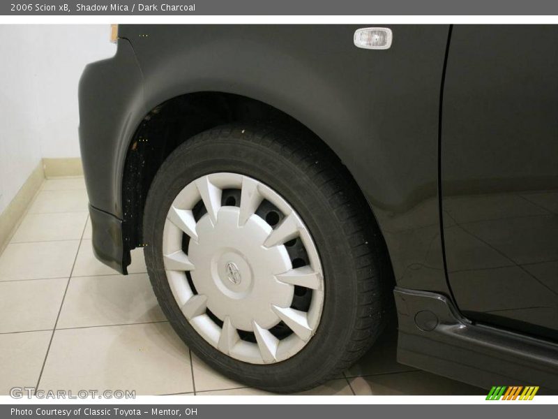 Shadow Mica / Dark Charcoal 2006 Scion xB