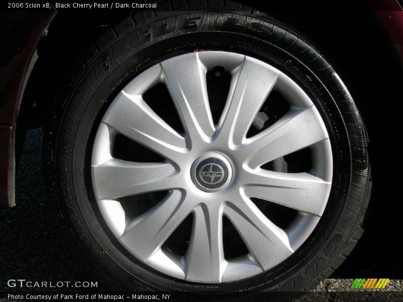 Black Cherry Pearl / Dark Charcoal 2006 Scion xB