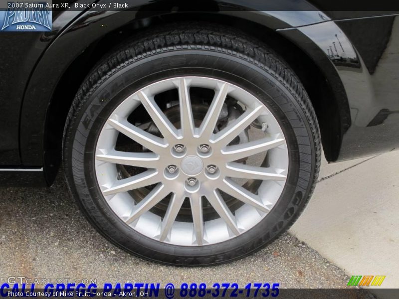 Black Onyx / Black 2007 Saturn Aura XR