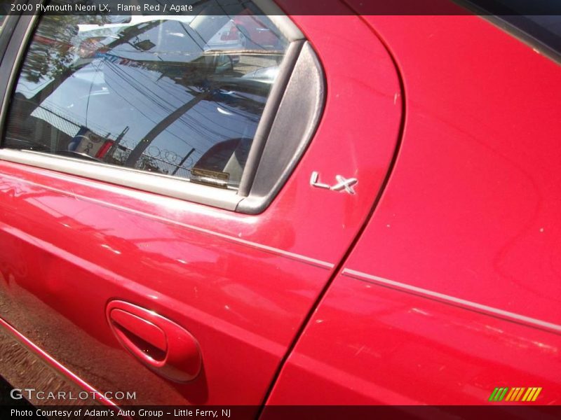 Flame Red / Agate 2000 Plymouth Neon LX