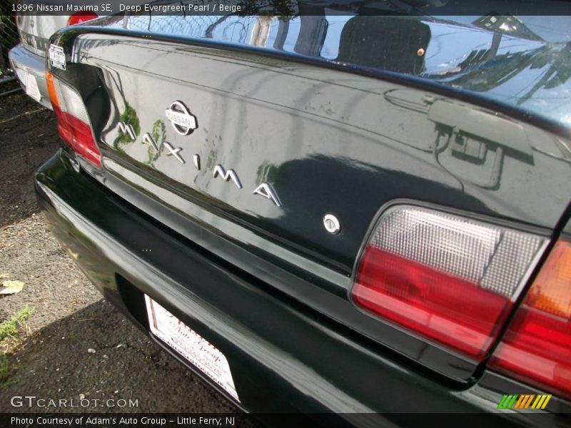 Deep Evergreen Pearl / Beige 1996 Nissan Maxima SE