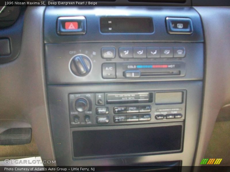 Deep Evergreen Pearl / Beige 1996 Nissan Maxima SE