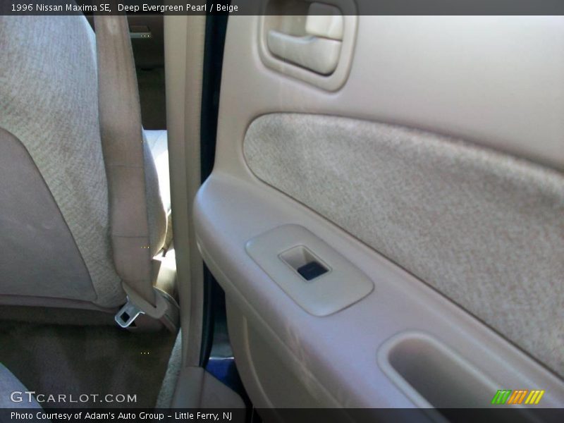 Deep Evergreen Pearl / Beige 1996 Nissan Maxima SE