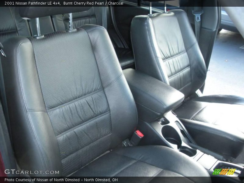 Burnt Cherry Red Pearl / Charcoal 2001 Nissan Pathfinder LE 4x4