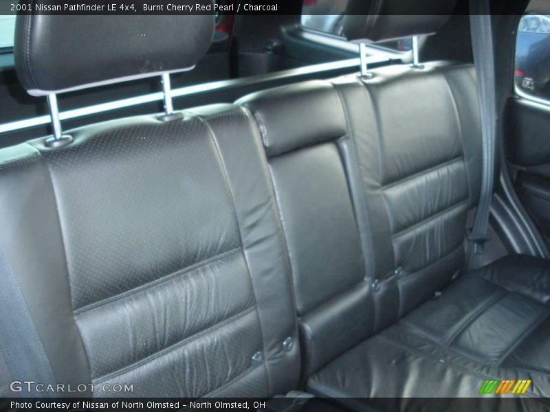 Burnt Cherry Red Pearl / Charcoal 2001 Nissan Pathfinder LE 4x4
