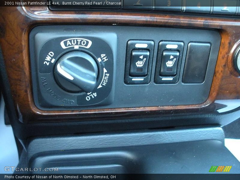 Burnt Cherry Red Pearl / Charcoal 2001 Nissan Pathfinder LE 4x4