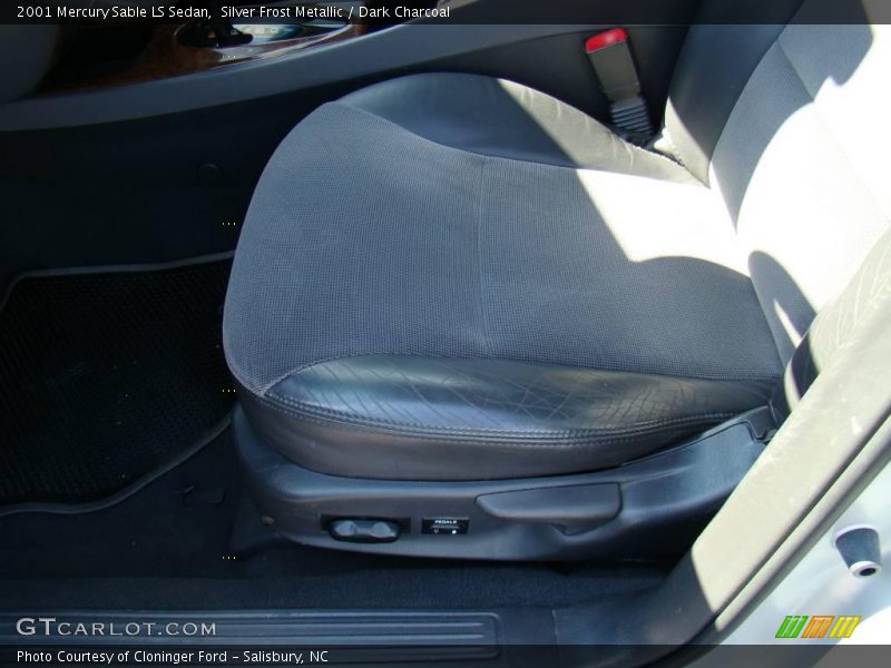 Silver Frost Metallic / Dark Charcoal 2001 Mercury Sable LS Sedan