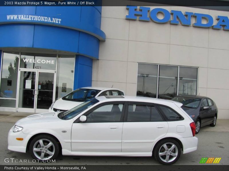 Pure White / Off Black 2003 Mazda Protege 5 Wagon