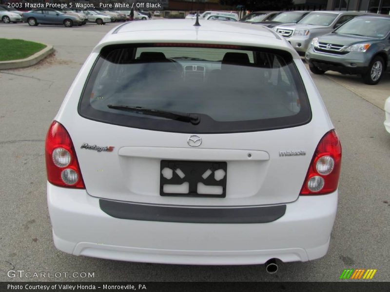 Pure White / Off Black 2003 Mazda Protege 5 Wagon