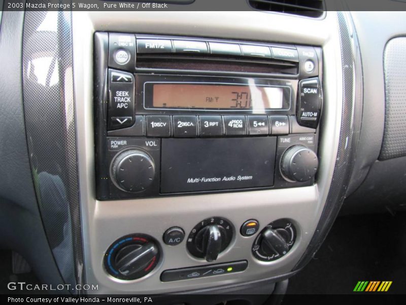 Pure White / Off Black 2003 Mazda Protege 5 Wagon