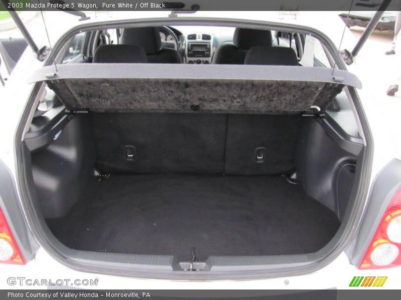 Pure White / Off Black 2003 Mazda Protege 5 Wagon