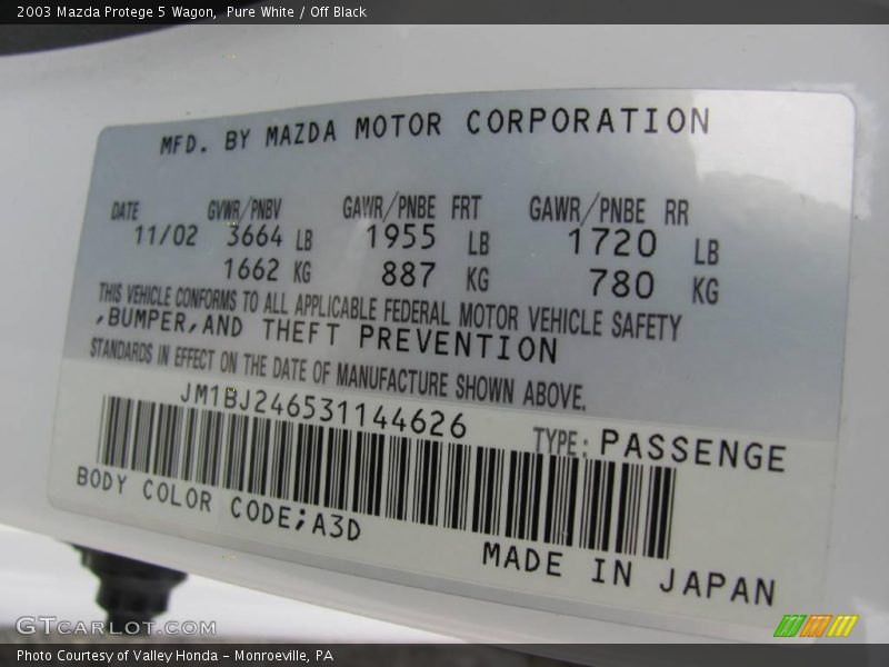 Pure White / Off Black 2003 Mazda Protege 5 Wagon