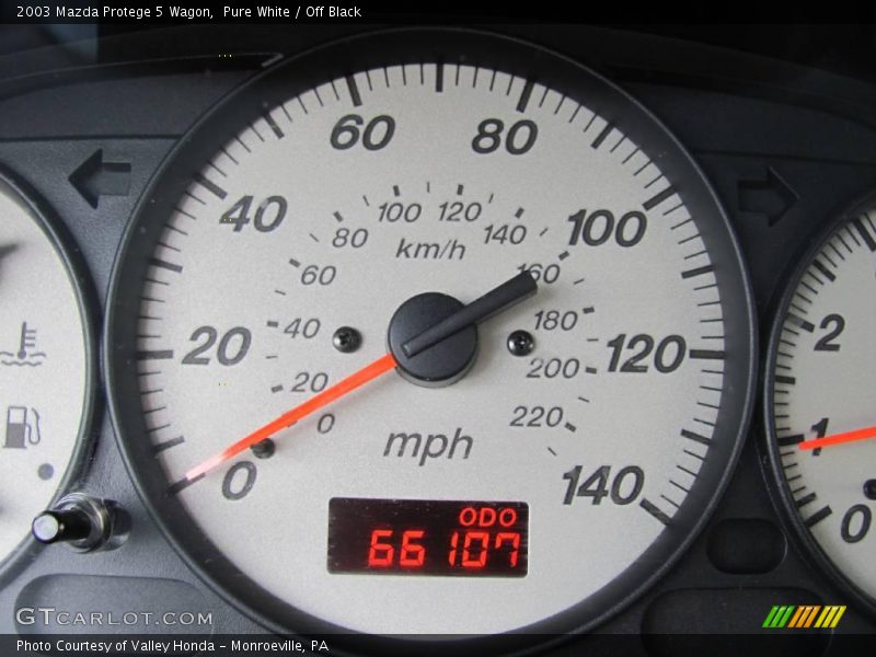 Pure White / Off Black 2003 Mazda Protege 5 Wagon