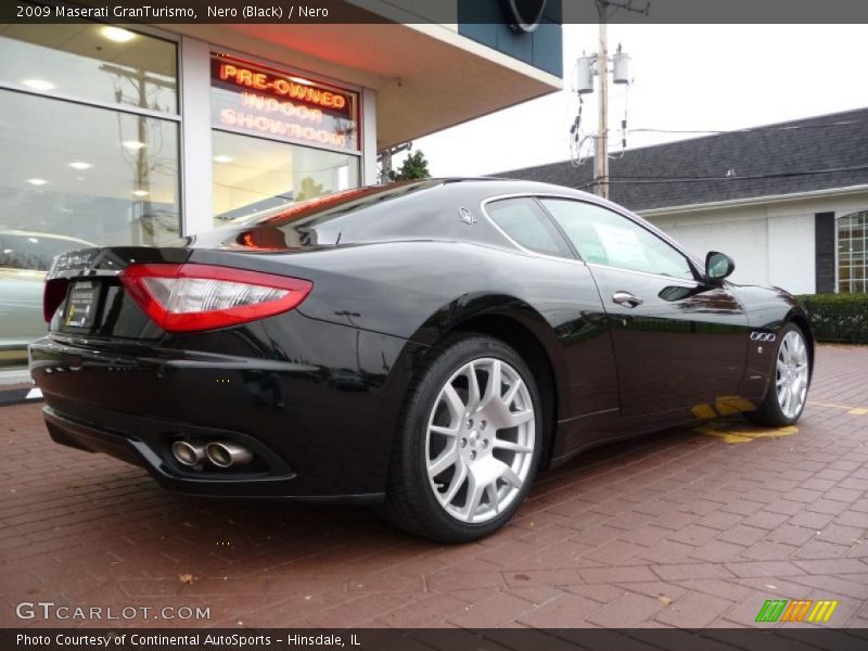 Nero (Black) / Nero 2009 Maserati GranTurismo