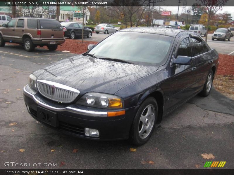 Pearl Blue Metallic / Medium Parchment 2001 Lincoln LS V8
