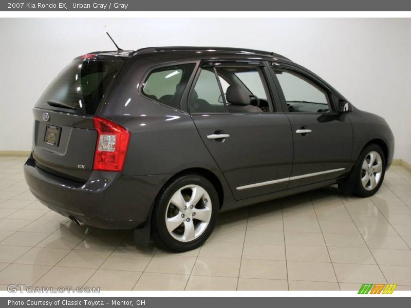 Urban Gray / Gray 2007 Kia Rondo EX