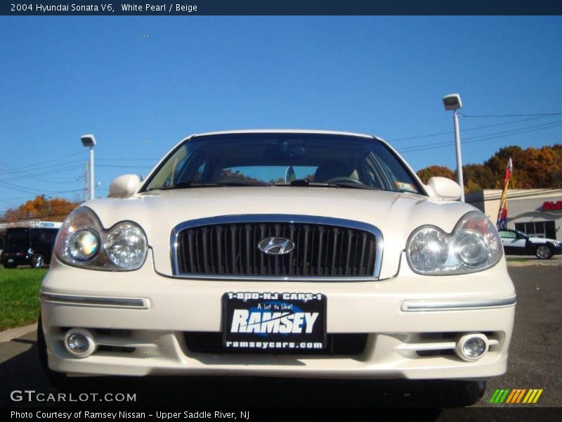 White Pearl / Beige 2004 Hyundai Sonata V6