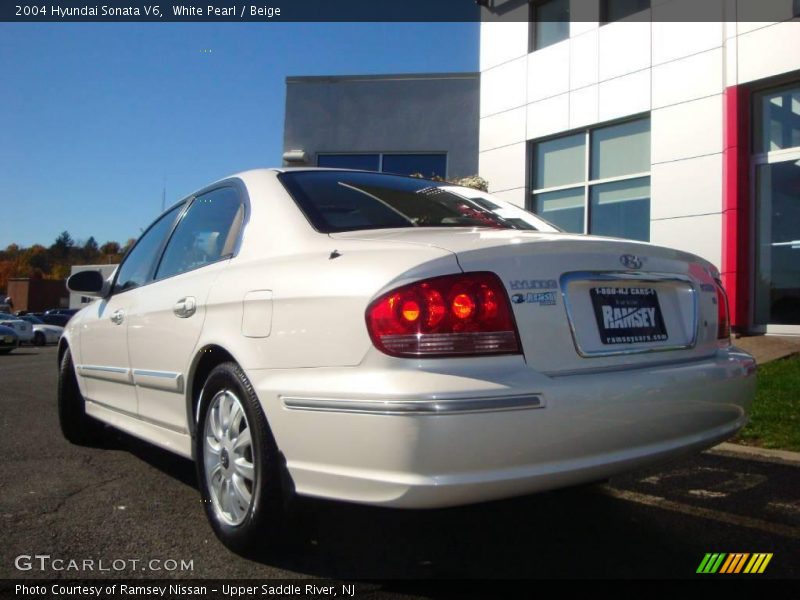 White Pearl / Beige 2004 Hyundai Sonata V6
