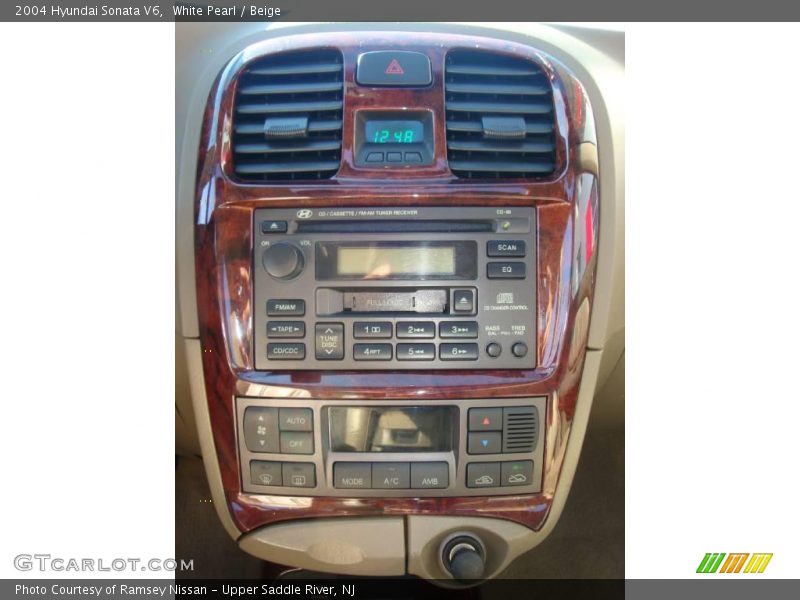 White Pearl / Beige 2004 Hyundai Sonata V6