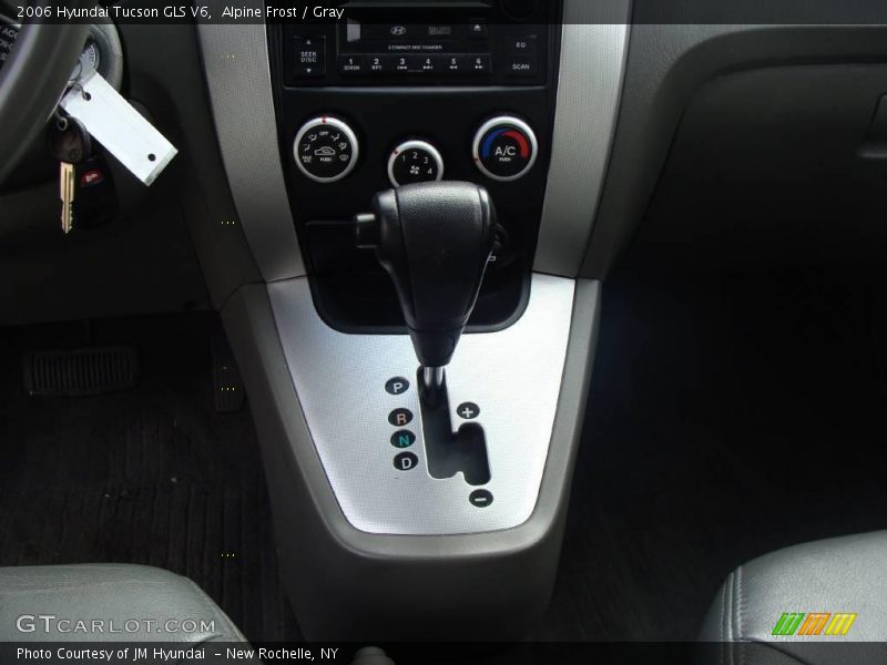 Alpine Frost / Gray 2006 Hyundai Tucson GLS V6