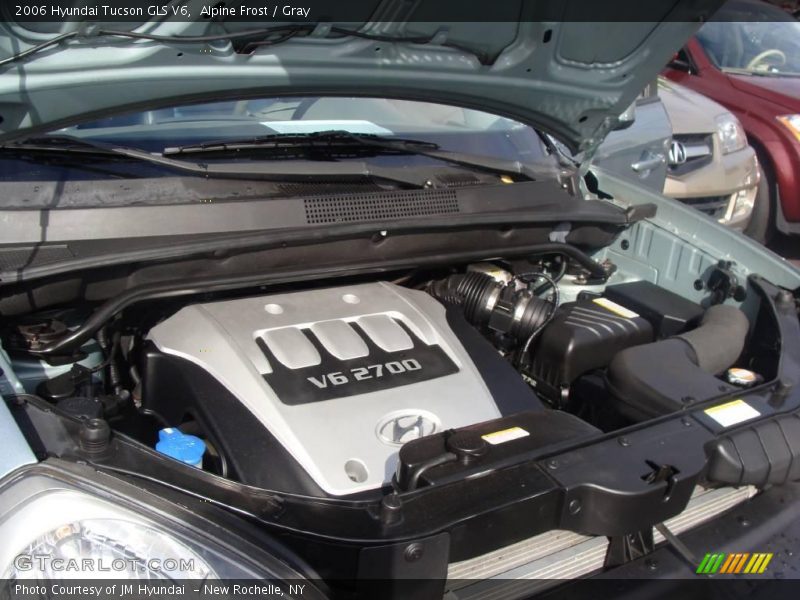 Alpine Frost / Gray 2006 Hyundai Tucson GLS V6