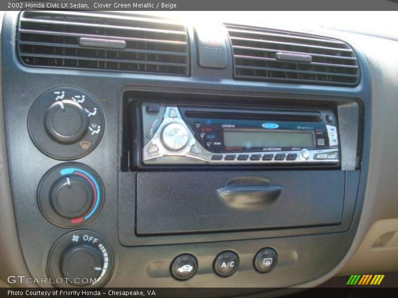 Clover Green Metallic / Beige 2002 Honda Civic LX Sedan
