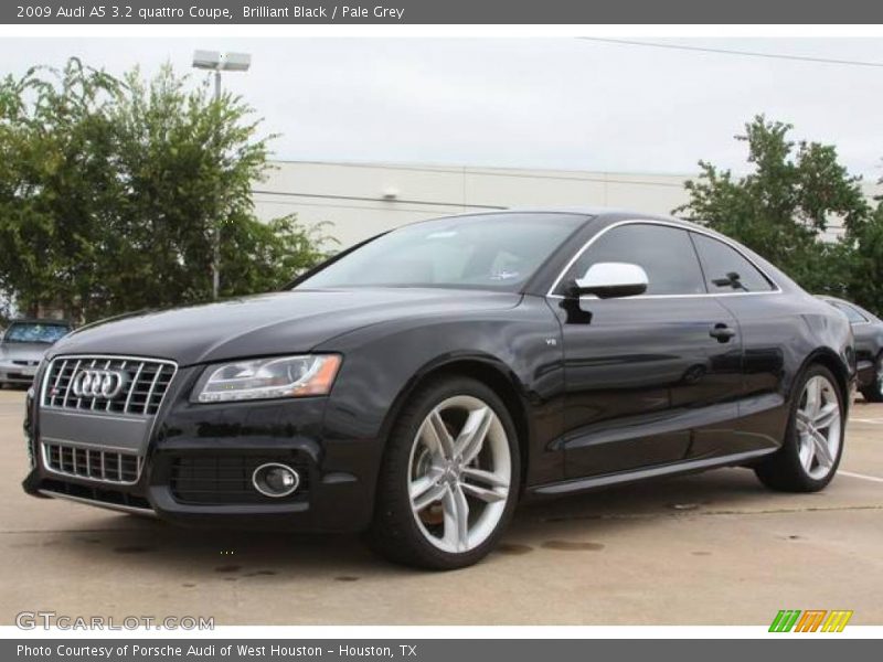 Front 3/4 View of 2009 A5 3.2 quattro Coupe