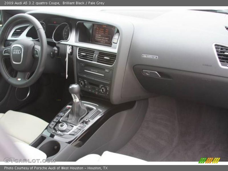 Brilliant Black / Pale Grey 2009 Audi A5 3.2 quattro Coupe