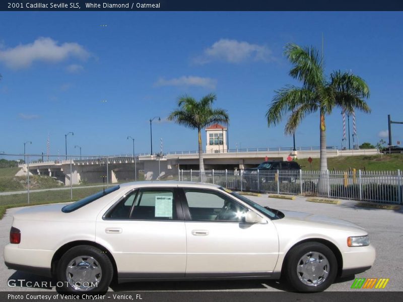 White Diamond / Oatmeal 2001 Cadillac Seville SLS