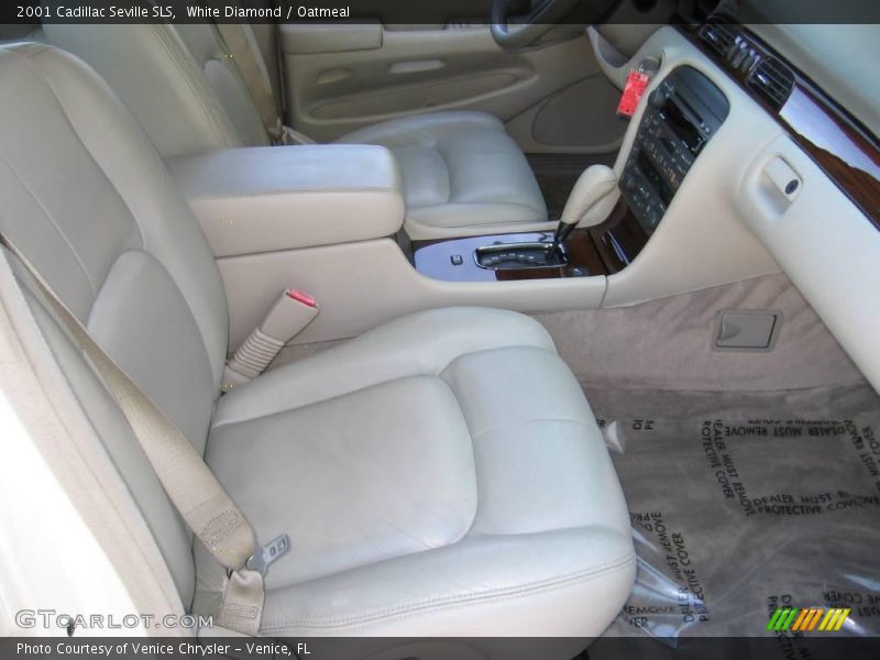 White Diamond / Oatmeal 2001 Cadillac Seville SLS