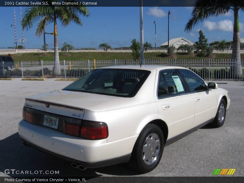 White Diamond / Oatmeal 2001 Cadillac Seville SLS
