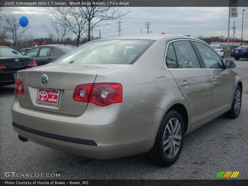 Wheat Beige Metallic / Pure Beige 2005 Volkswagen Jetta 2.5 Sedan