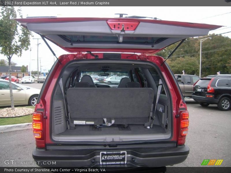 Laser Red / Medium Graphite 2002 Ford Expedition XLT 4x4