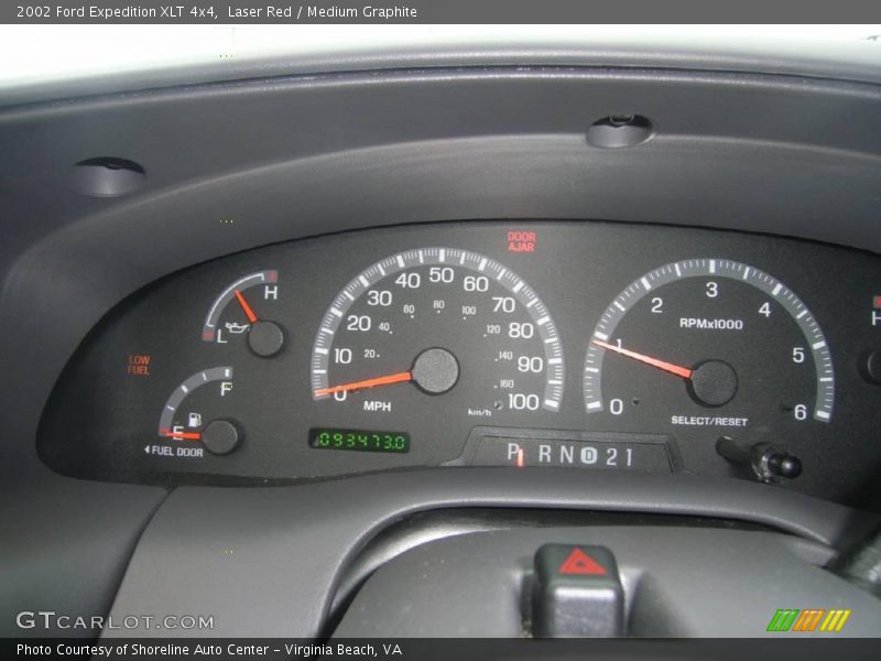 Laser Red / Medium Graphite 2002 Ford Expedition XLT 4x4
