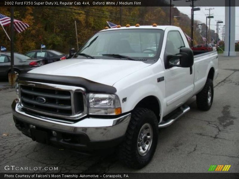 Oxford White / Medium Flint 2002 Ford F350 Super Duty XL Regular Cab 4x4