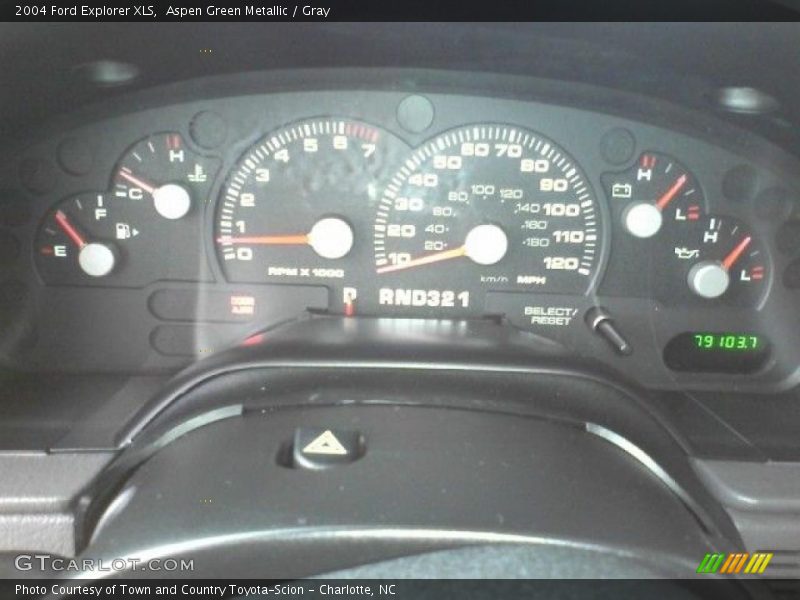 Aspen Green Metallic / Gray 2004 Ford Explorer XLS