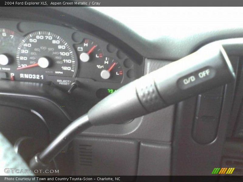 Aspen Green Metallic / Gray 2004 Ford Explorer XLS