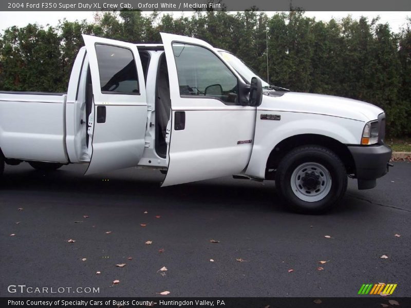 Oxford White / Medium Flint 2004 Ford F350 Super Duty XL Crew Cab