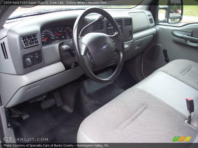 Oxford White / Medium Flint 2004 Ford F350 Super Duty XL Crew Cab