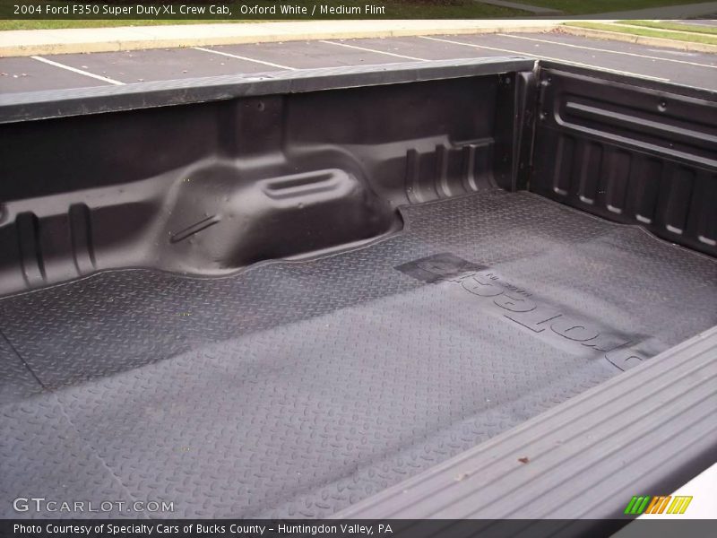 Oxford White / Medium Flint 2004 Ford F350 Super Duty XL Crew Cab